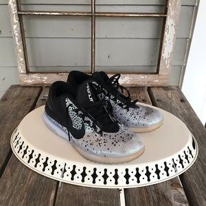 Men’s Nike Zoom Trout turf shoes